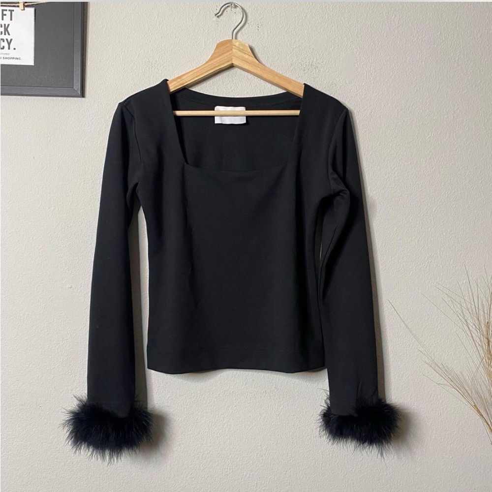 Sleeper the Weekend Chic feather trim top